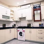 Sufra Aparthotel 2*