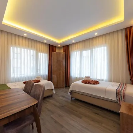 Sufra Suite Aparthotel 2*